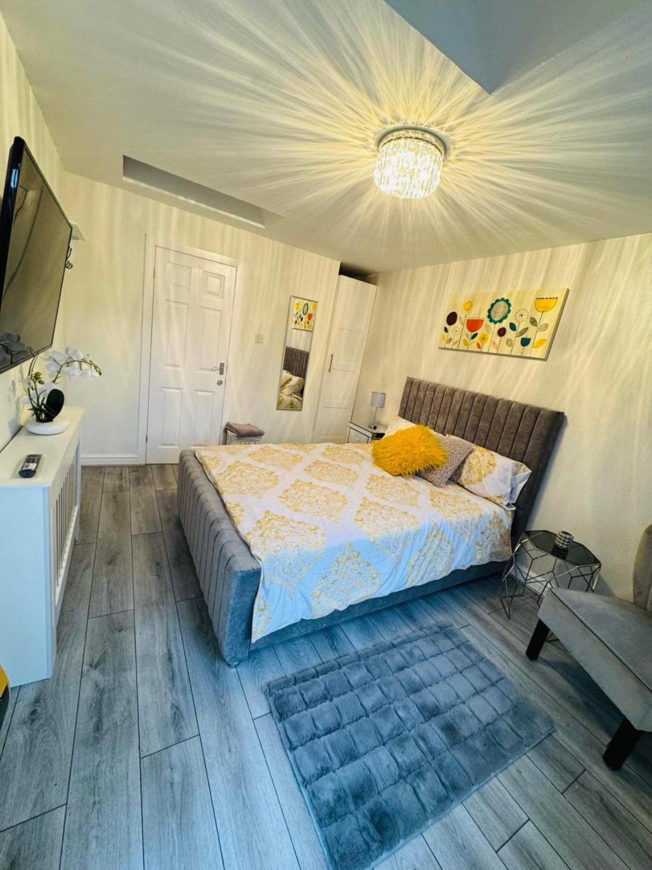 Private Guest House/Annexe サルフォード エクステリア 写真